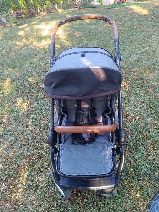 Бебешка количка Mutsy evo