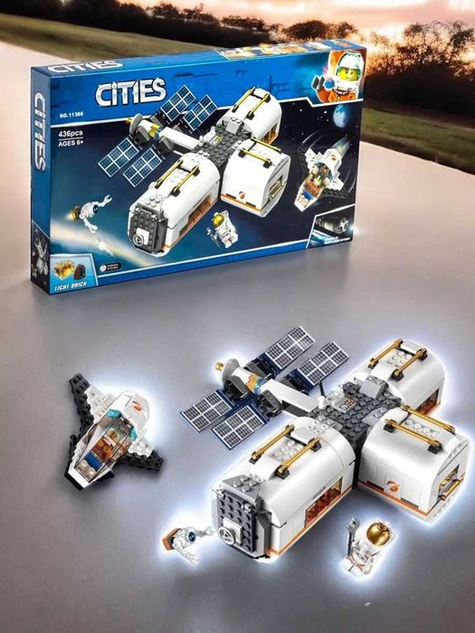 Конструктор Лунная космическая станция  City 436деталей лего совместим