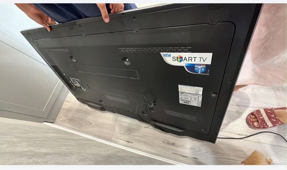 Samsung Smart TV 65″ — телевизор
