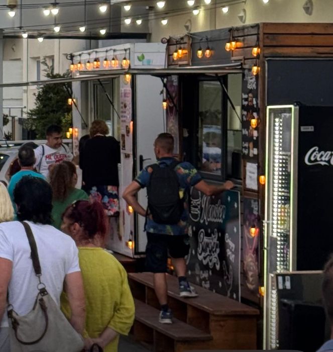 Eforie Nord -Inchiriere Rulotă Fast Food în Vad Ultra-Circulat 2026