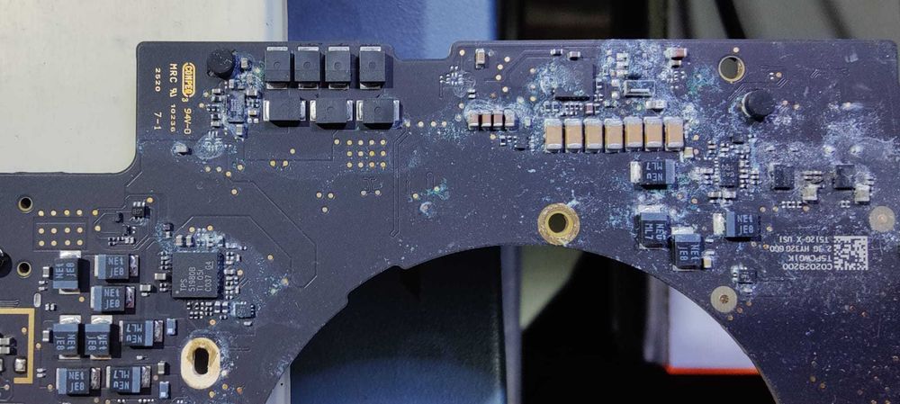 Service MacBook Arad | Inlocuire Tastatura, Baterie, Reparatii Lichid
