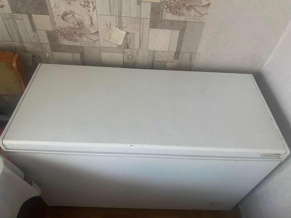 Продам морозильную камеру