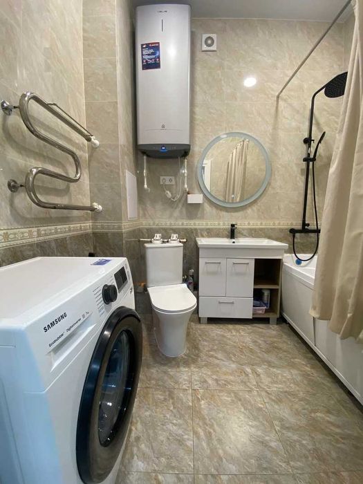 Продам 2 комн квартиру в районе НИШ