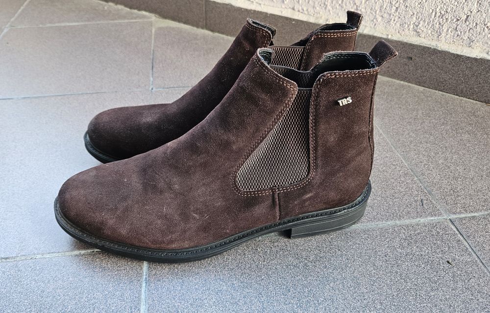 Мъжки боти от естествен велур