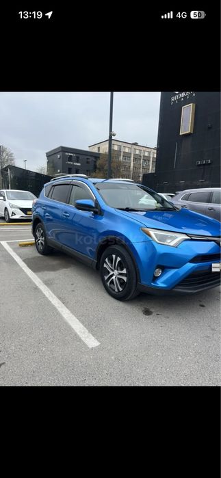 Продам срочно автомобиль тойота
