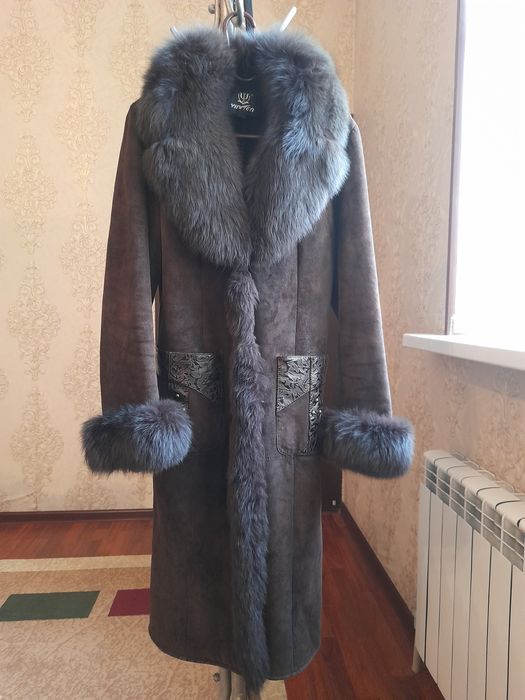 Продам дублёнку с воротником