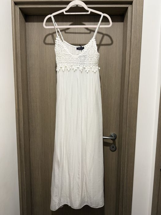 НОВА лятна секси копринена рокля с дантела