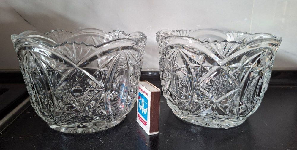 Чайник, хрустальные вазы, фужеры, стопки