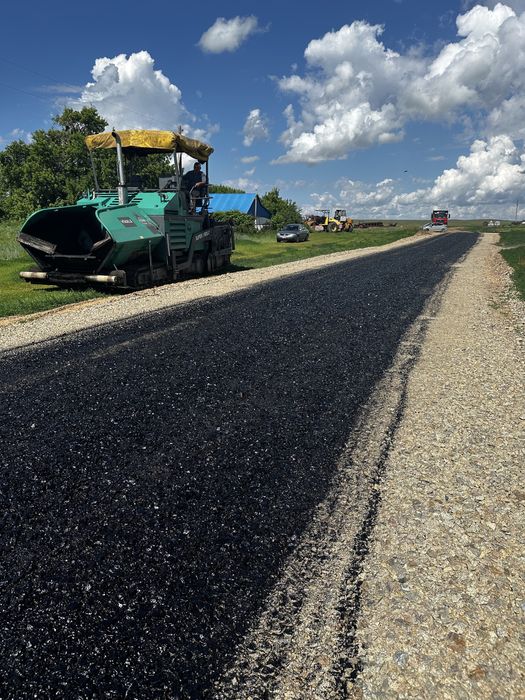 Услуги по асфальтированию территорий