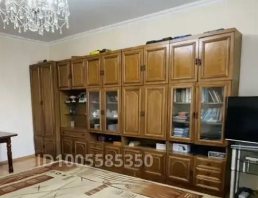 Продам гарнитур в гостиную