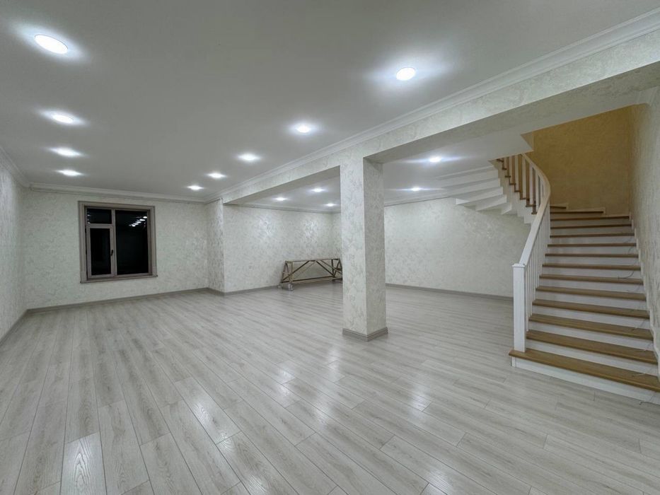 Ор-р: Ракат махалла  Продается Новый Евро Дом 3.соток 450м2 $540,000