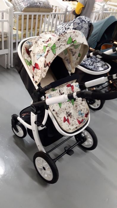 Продам коляску Срочно