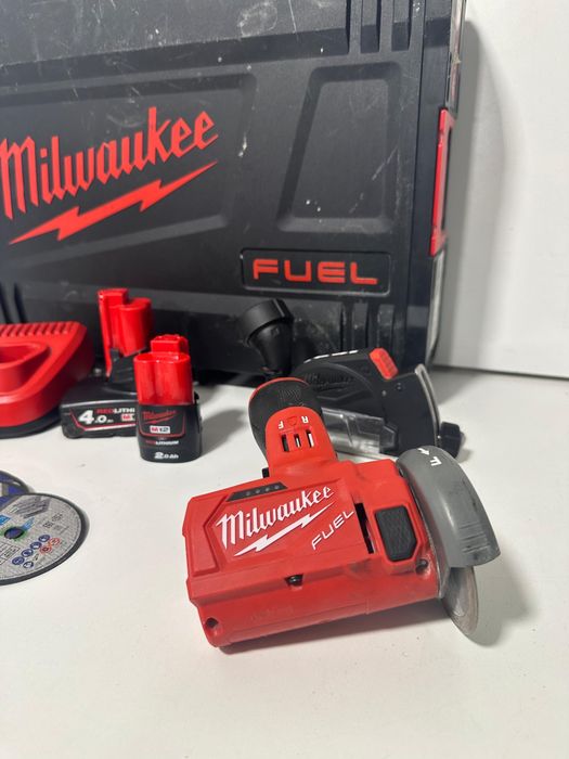 Milwaukee M12 FUEL FCOT 12V Taietor Compact Multifunctional