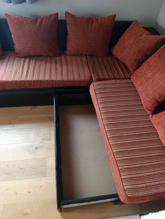 Ъглов диван с ракла и функция сън