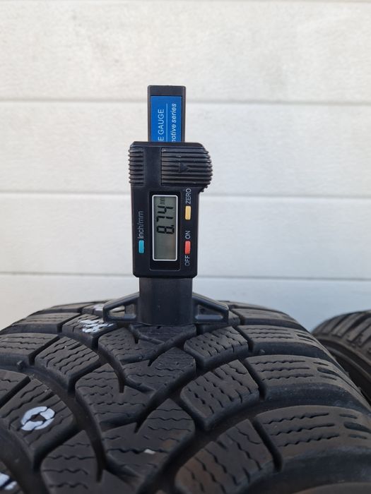 Зимни гуми 2 броя FALKEN EuroWinter HS01 195 60 R15 дот 4118