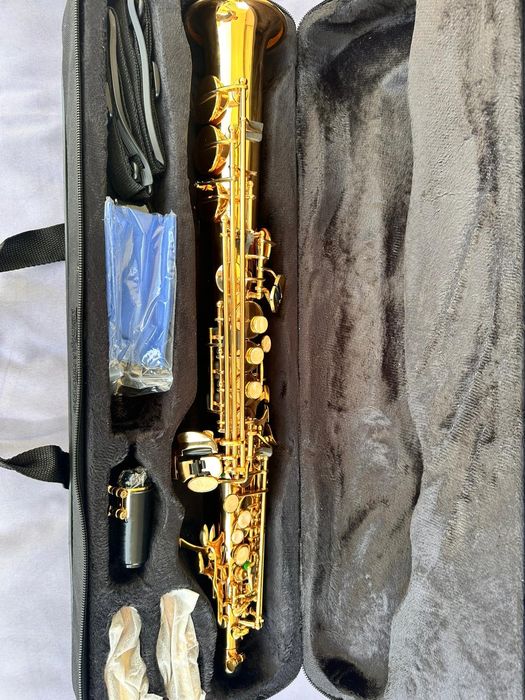 Saxofon Sopran NOU. Necântat, stare impecabila