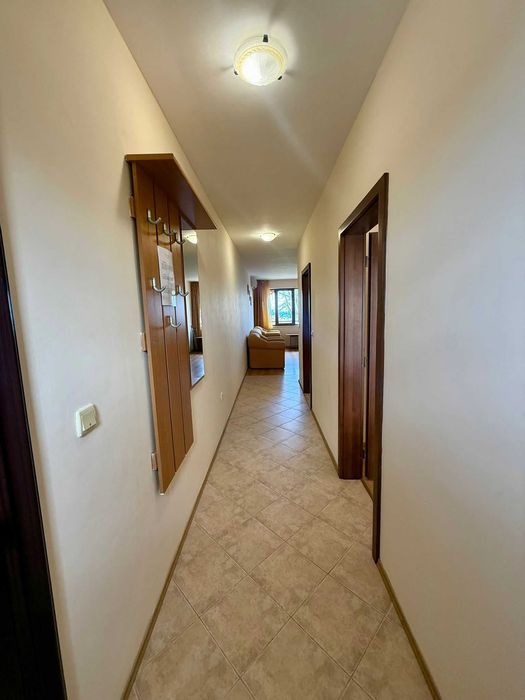 Двустаен апартамент в Обзор