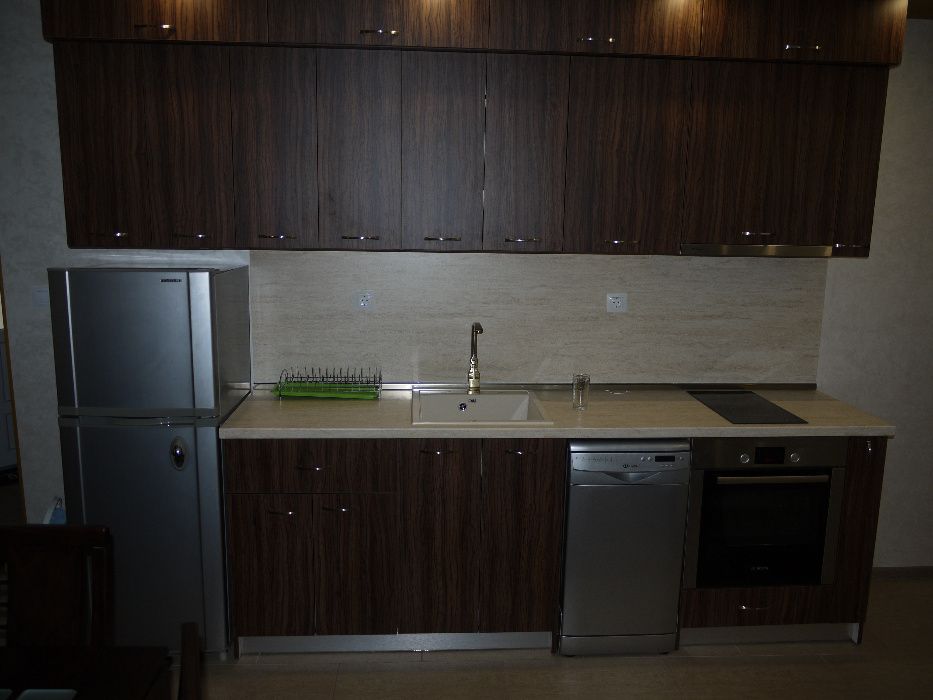 лукс помещение под наем