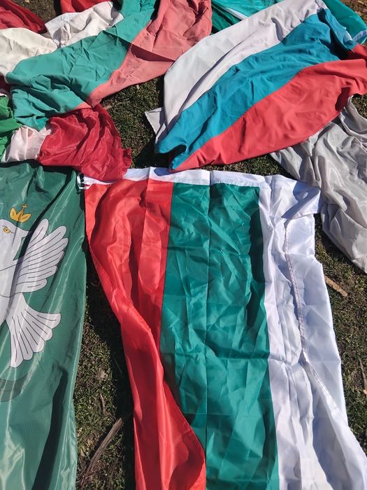 продават се рибарски макари