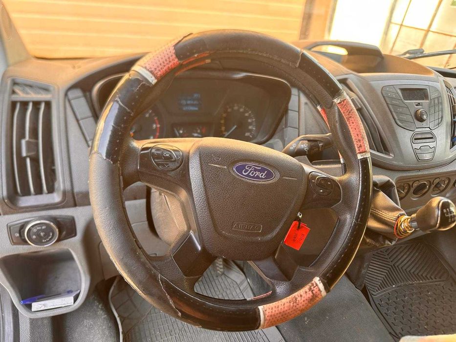 FORD Transit 2017 — imagine 3
