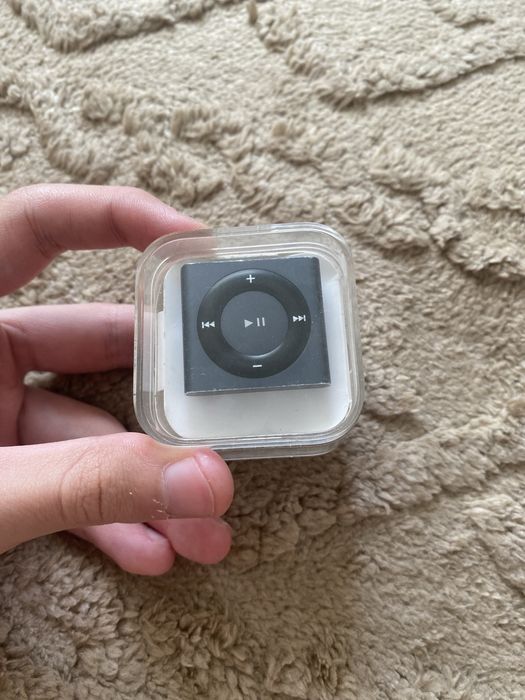 Ipod shuffle 4 с коробкой