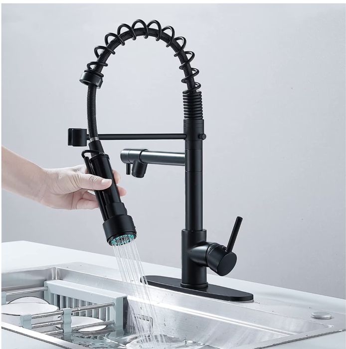 Кухненски смесител / черен мат /