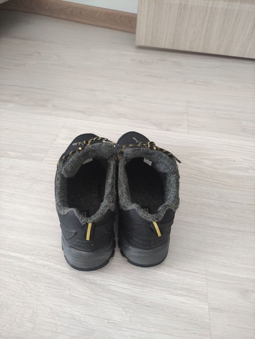 Кроссовки 43 размер