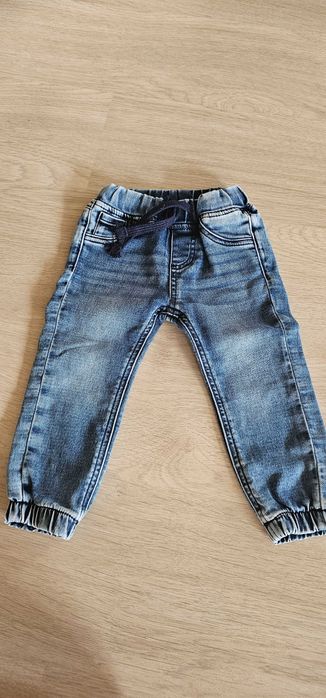Детски дънки Guess