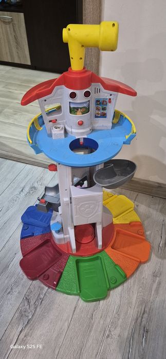 Детски играчки, бюро със столче