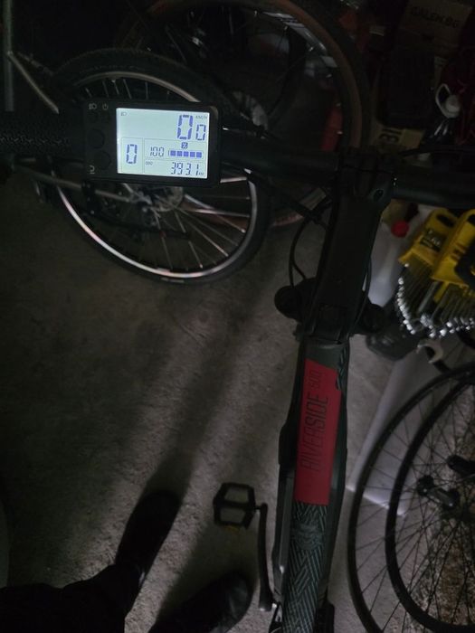 електрически велосипед B’Twin (марка на Decathlon)