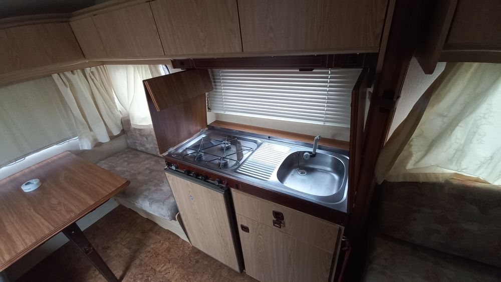 Каравана Chateau 380