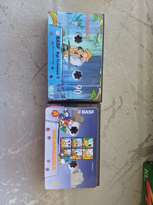 Стари музикални касетки