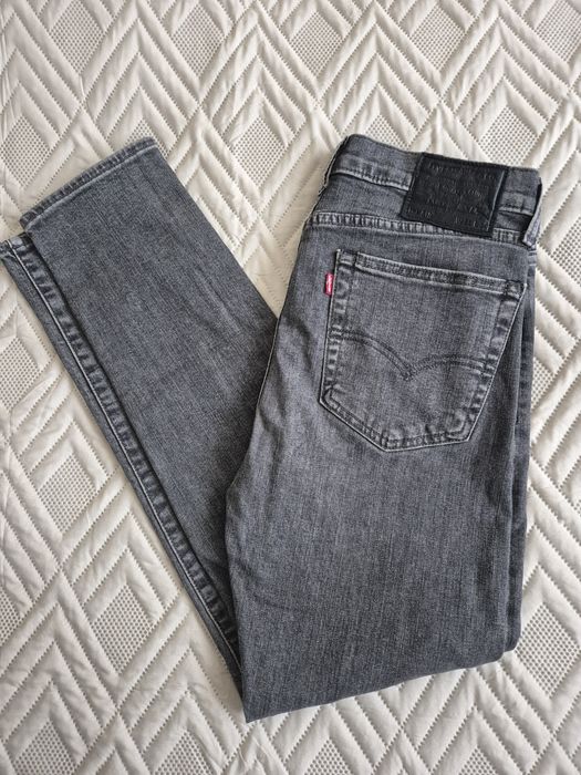 Blugi Levi's 519 slim fit