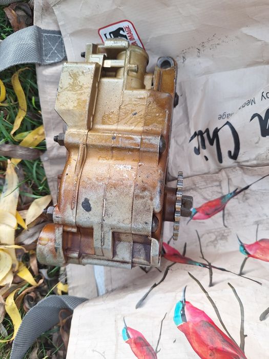 Pompă ulei BMW E87 1.6 N45B16A – cod 11417594311, stare foarte bună