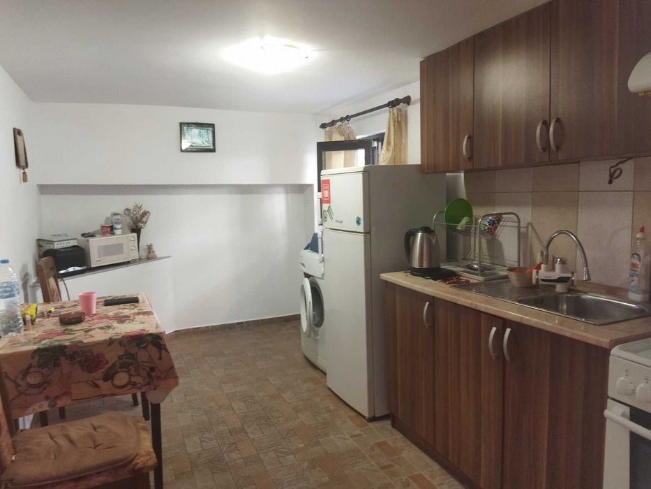 Продава се етаж от къща,Кв. Македонски, Стара Загора