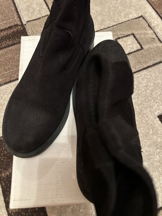 Ghete piele intoarsa