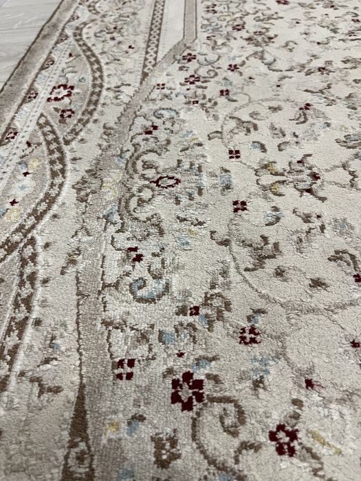 Продается ковер для коридор