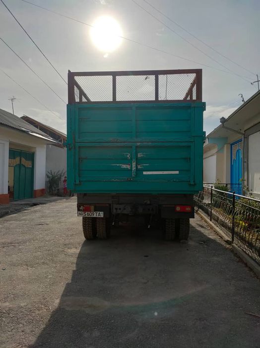 Селхўз пресеплари билан срочна сотилади 1987 йил бир силиндирли поллар