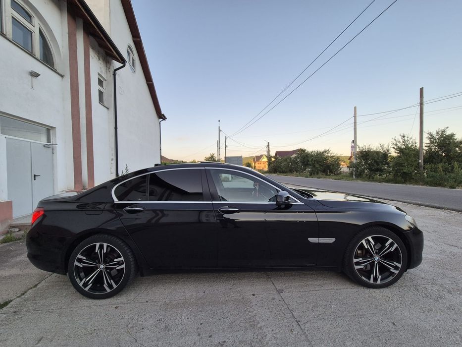 BMW 730d //Trapă 2 Butone 
3.0d 245cp o turbina