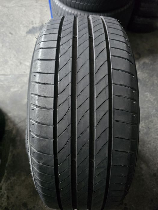 Michelin 215/55 R17 94V vară
