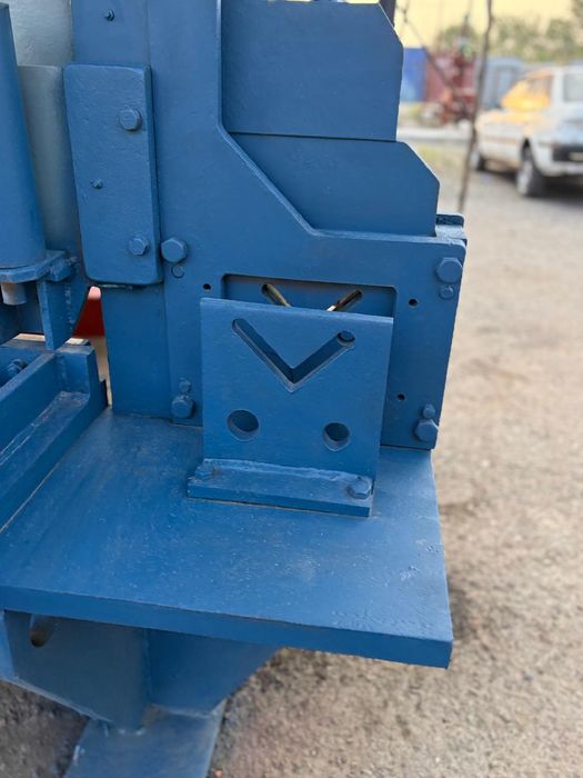 Продается гильотина 12мм/2000мм