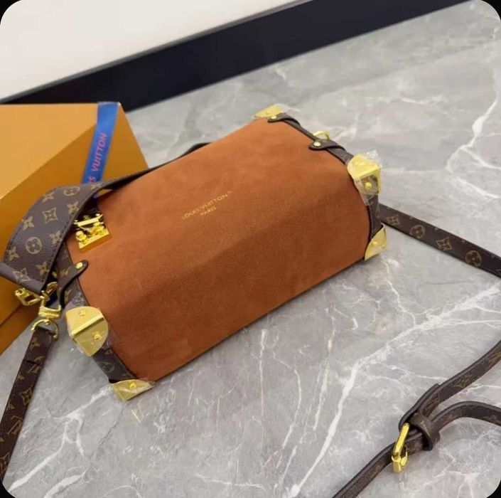 Продам сумку на плечо, багет Louis Vuitton