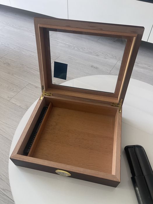 Кутия за пури (Хумидор ) ANGELO, С ВЛАГОМЕТЪР