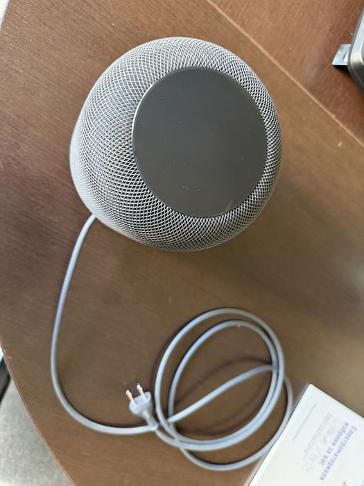 Apple HomePod Smart Speaker Space Gray A1639 MQHW2LL/A