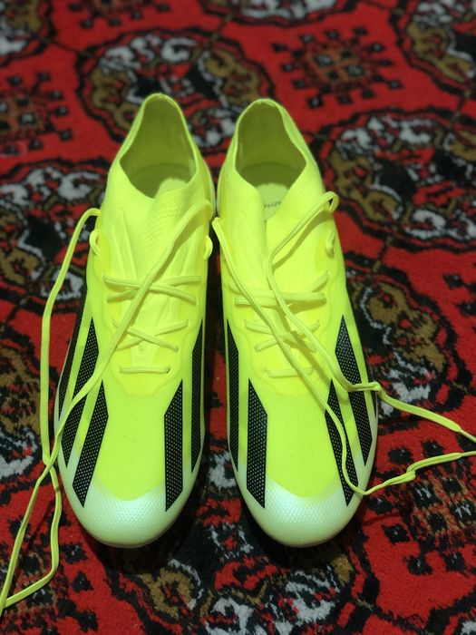 Butsi 43-razmer adidas x