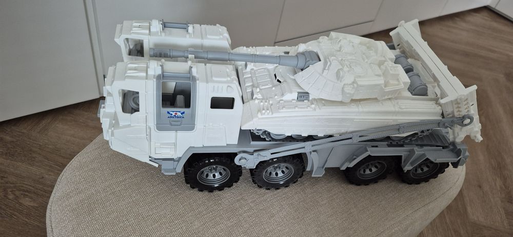 Игрушки для мальчиков