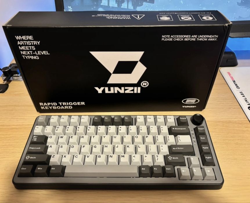 Tastatura mecanica switch magnetice rapid trigger