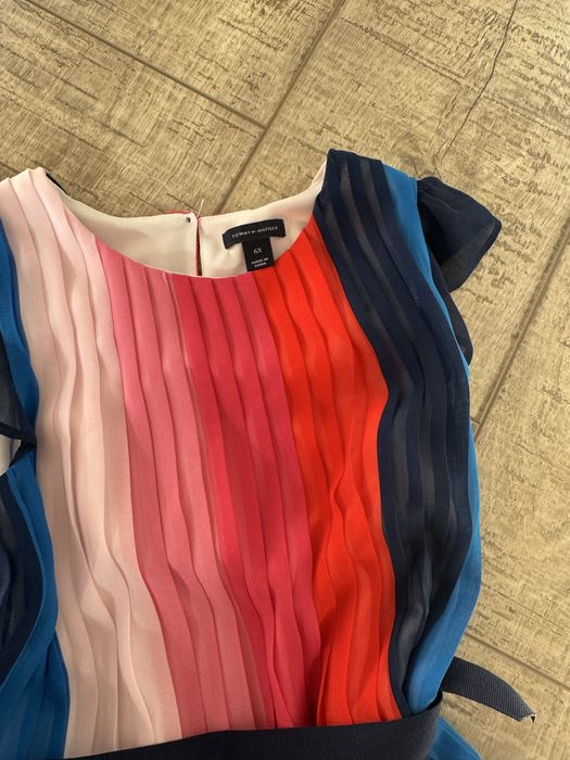 Tommy Hilfiger- рокля