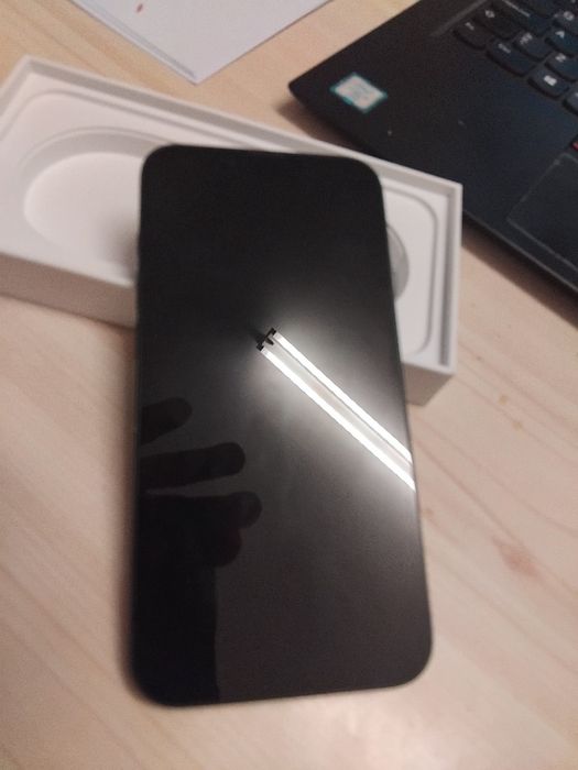 Vind telefon       Iphone 16e