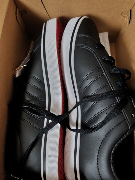 Обувки ,,Adidas”, номер 43 1/3